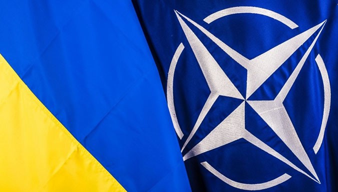 Spiel mit dem Feuer: Ukraine bietet der Nato an, den Luftraum über der Krim zu nutzen